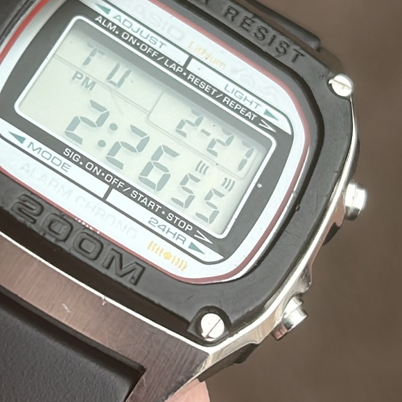 Casio DW-1000- Fantastic condition! - Picture 13 of 17